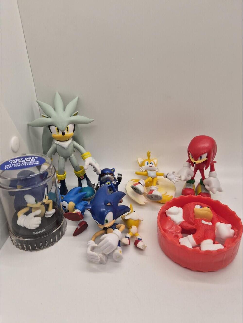 Small Sonic Toy Lot Some Missing Parts